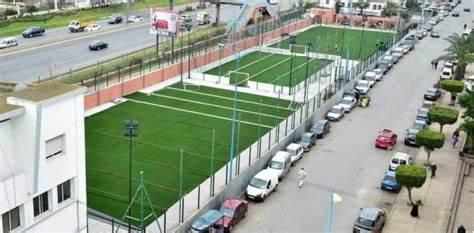 مجرد سؤال : مدينة سبع عيون بدون ملاعب للقرب…مسؤولية من؟