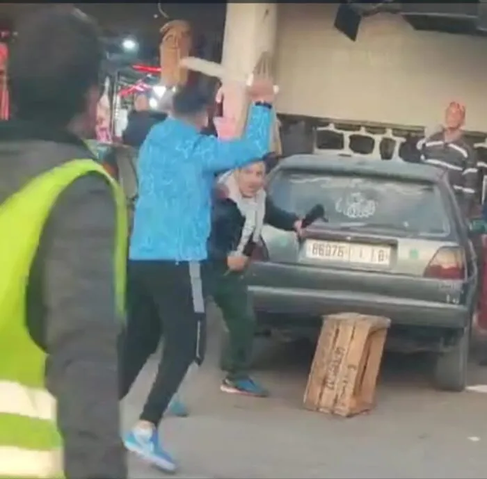 أزرو : البوليس يدخل على خط جريمة استعمال السلاح الأبيض بالشارع العام،