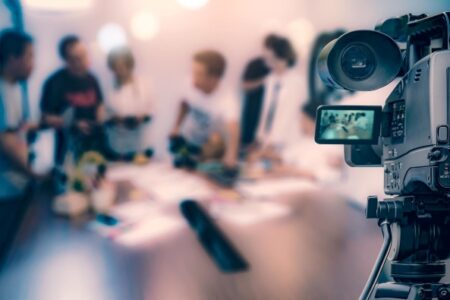 من يحمي المغاربة من كثرة الاشهارات في رمضان؟