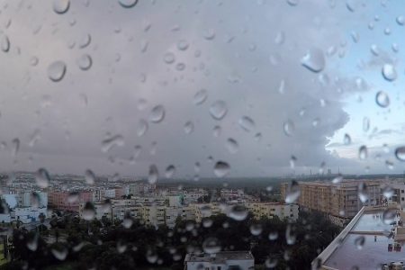 طقس الإثنين..حرارة و زخات رعدية مصحوبة ببرد