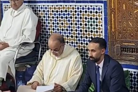 زيارة ضيوف مهرجان عيساوة لضريح الشيخ الكامل.. بدلالة روحية وصوفية