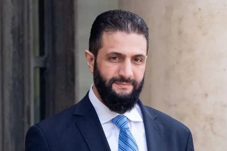 الشرع يرفض تقسيم سوريا.. ويتهم إسرائيل بالتدخل في بلاده