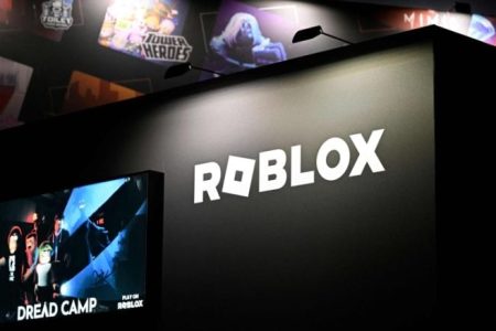 المطالبة بوضع ضوابط للعبة ومنصة شركة “روبلوكس” الأمريكية الشهيرة في عالم الألعاب الإلكترونية