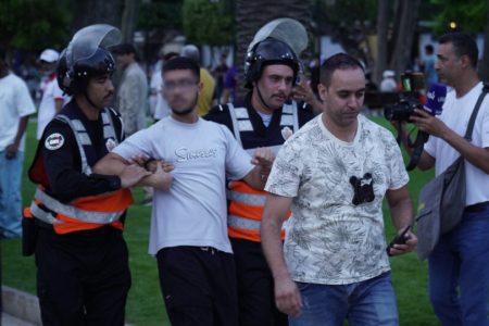 العصبة المغربية للدفاع عن حقوق الإنسان تدين  لجوء الحكومة إلى المنع والتوقيف ضد احتجاجات الشباب