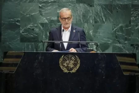 مسعود بزشكيان..  طهران لا تسعى إلى صنع قنبلة نووية