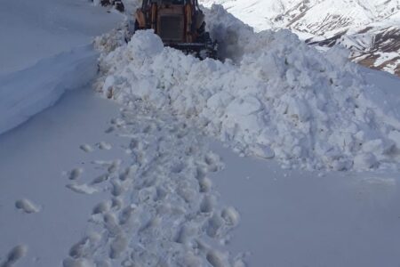 تنغير: مجهودات استثنائية لفك العزلة عن منطقة اوزيغيمت في ظروف مناخية قاسية