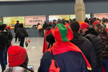 مقاصف ملعب مولاي عبد الله،تعرف إقبال جماهيري ورواج تجاري مهم