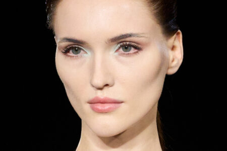 المكياج الراقي عنوان اليوم الثاني من أسبوع الموضة الهوت كوتور الباريسي لربيع وصيف 2026..